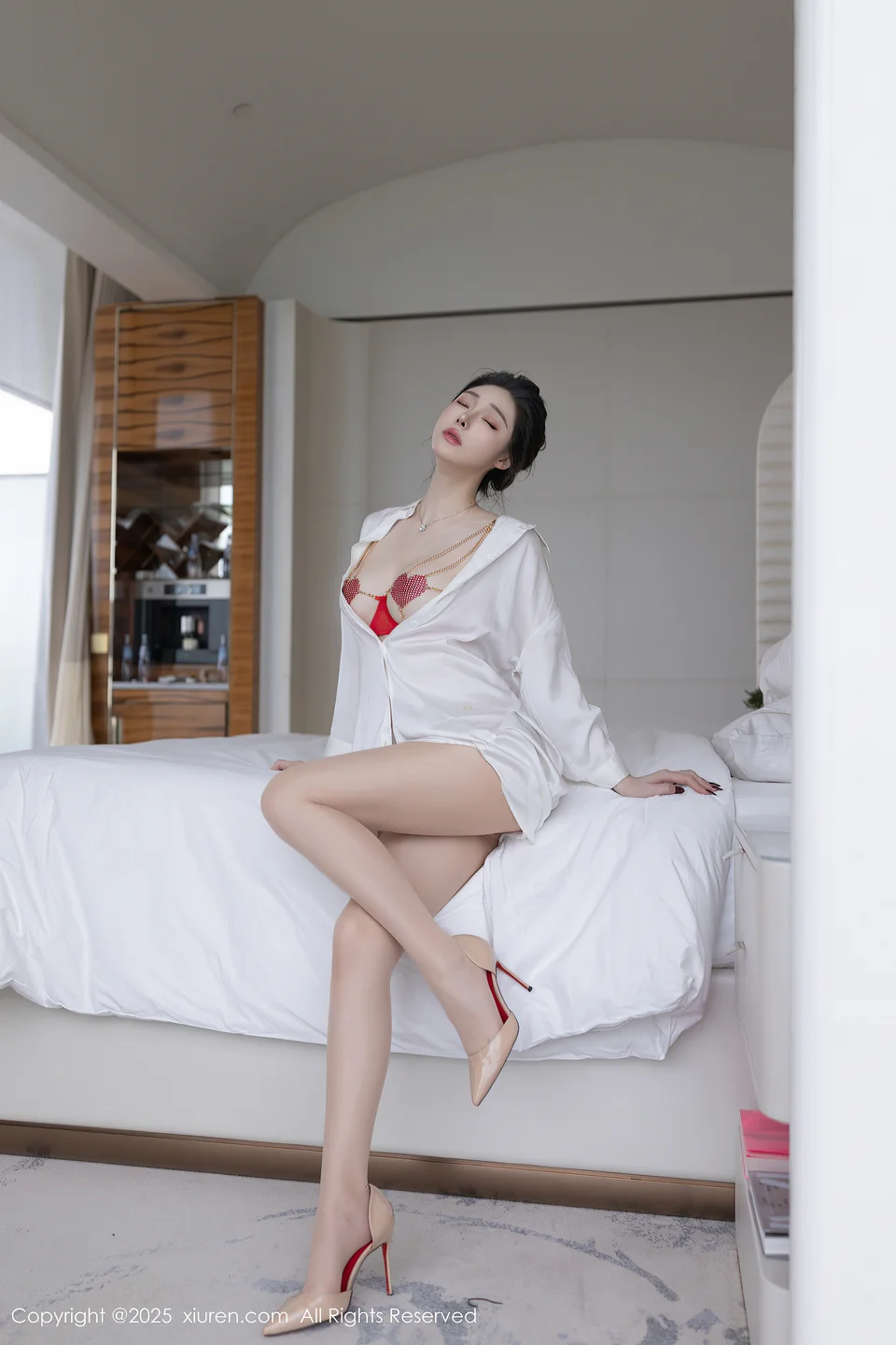 秀人网 - 小逗逗 白里红 [85P-787MB] tg@simisebaisi 【丝足阁】021.webp